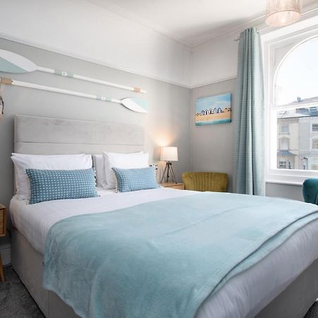 Beachside Guest House Лландидно Экстерьер фото