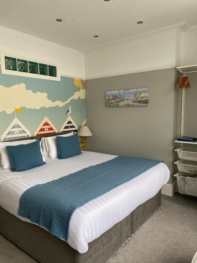 Beachside Guest House Лландидно Экстерьер фото